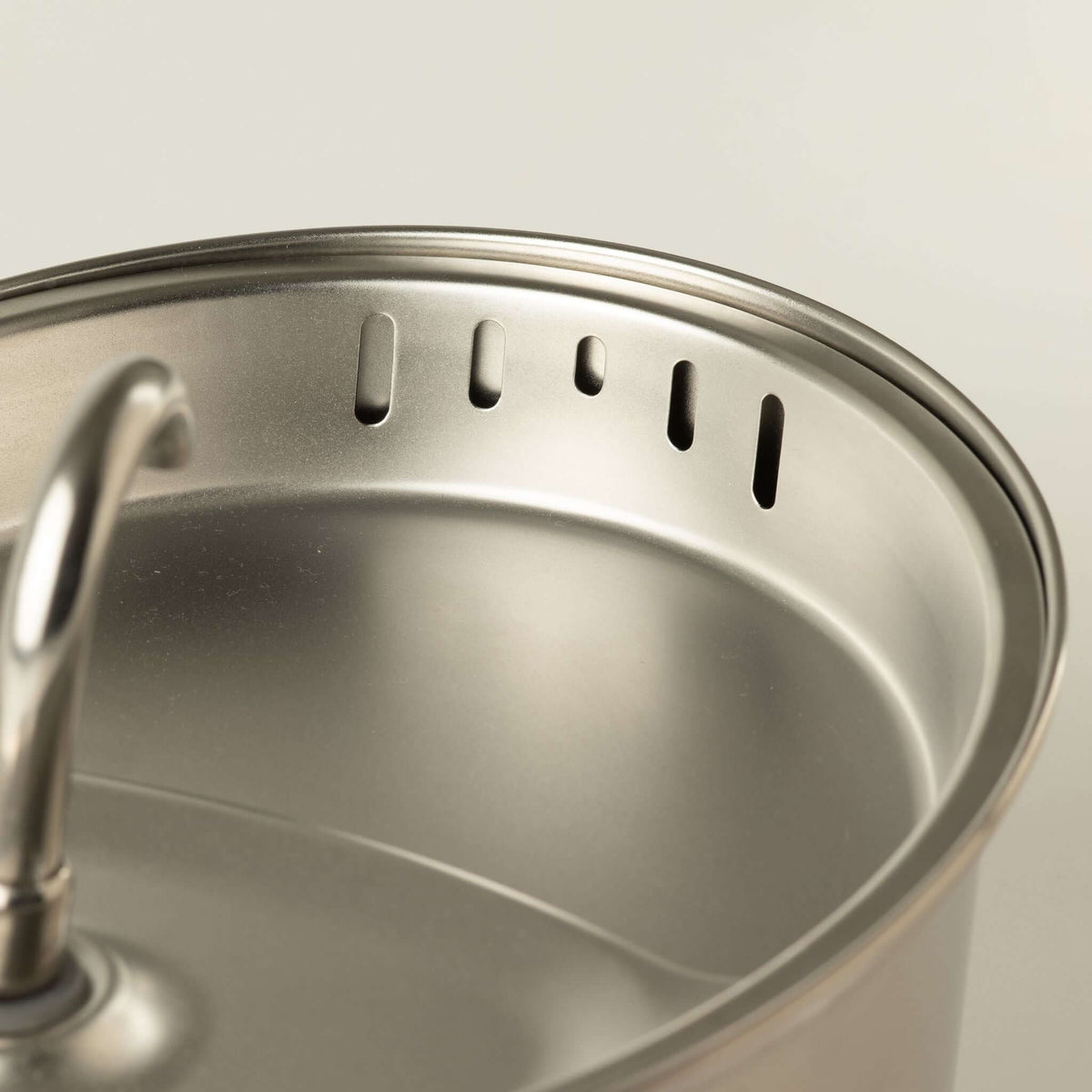 Stainless Steel Dog Water Fountain 2.5L USB